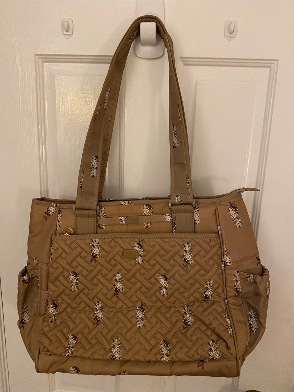 Women’s Quilted Pineapple Tote Bag in Tan